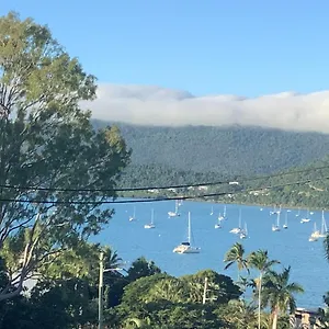 Studio With Seaview Airlie Beach