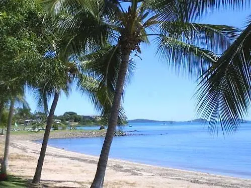 Airlie Waterfront Bed & Breakfast Airlie Beach 4*,