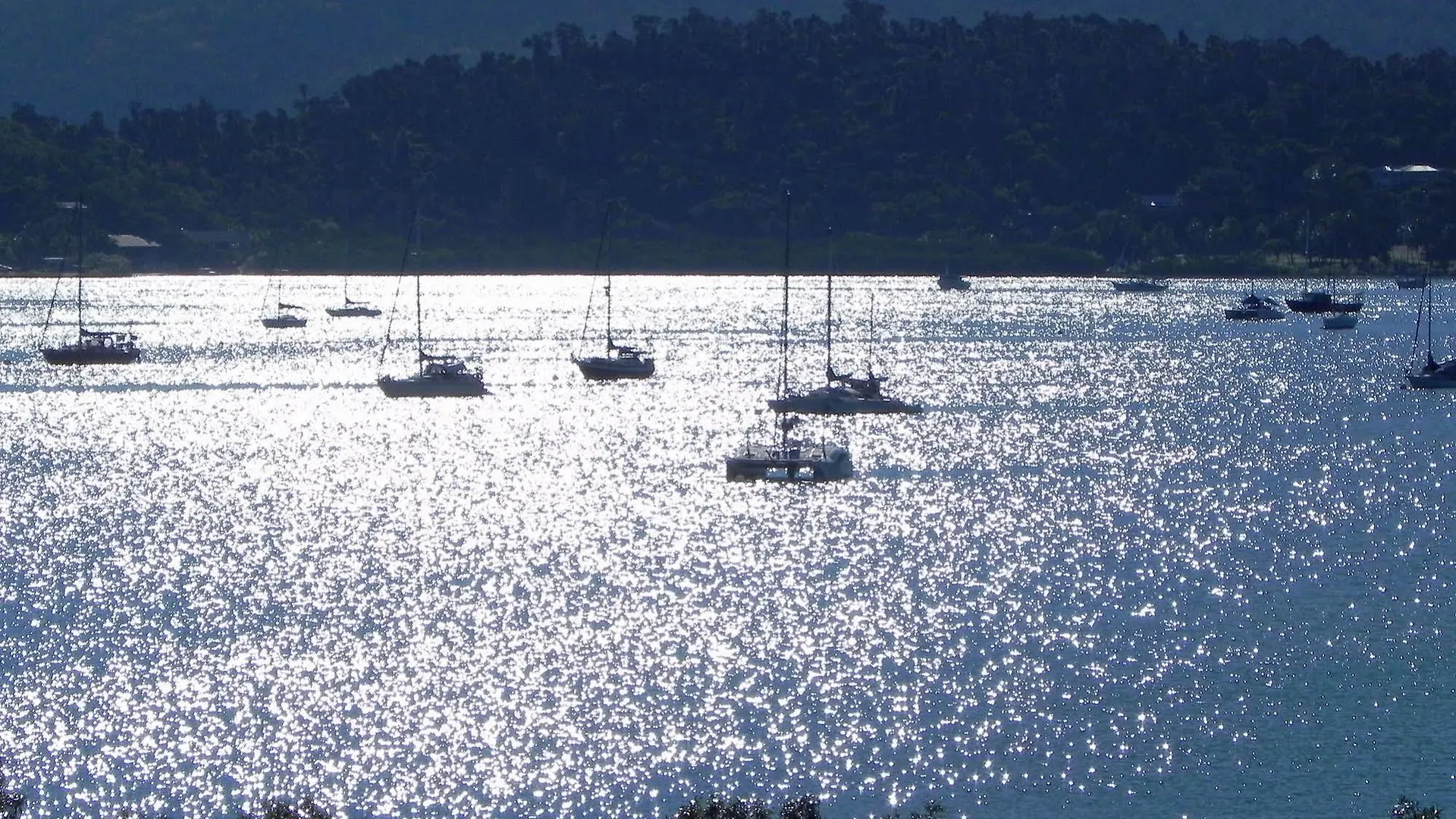 Airlie Waterfront Bed & Breakfast Airlie Beach